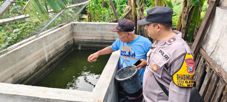 Polsek Waru Cek Budidaya Ikan Lele Warga untuk Dukung Ketahanan Pangan Polresta Sidoarjo