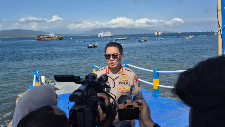 Polda Jatim Buka Posko Informasi Korban KMP Tunu Pratama di Pelabuhan Ketapang