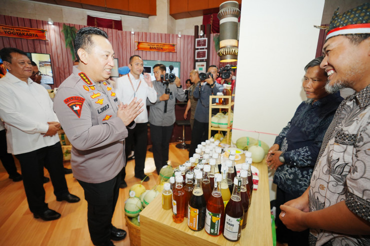 Buka Rakernis Densus 88, Kapolri Kunjungi Stan Usaha Eks Narapidana Teroris