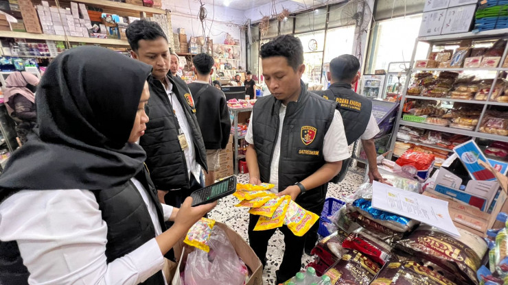 Satgas Pangan Polresta Banyuwangi Sidak Sejumlah Minimarket
