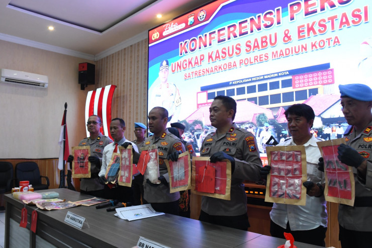 Polres Madiun Kota Berhasil Amankan Pengedar Narkoba dan Sita 1 Kilogram Sabu