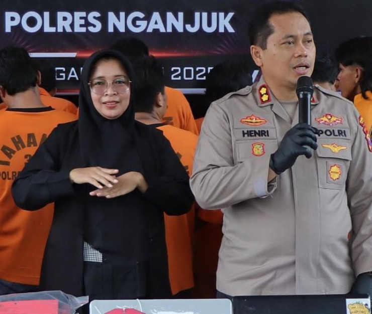 Polres Nganjuk Ungkap Jaringan Narkoba Sita 17 Ribu Pil LL dan Puluhan Gram Sabu